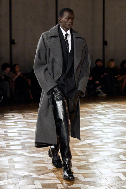 Belted Pants in Grained Leather