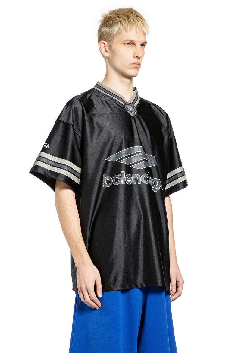 3B Football V-Neck T-Shirt