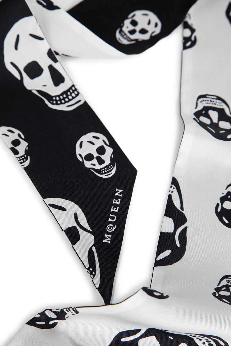 Ribbon Skull Scarf