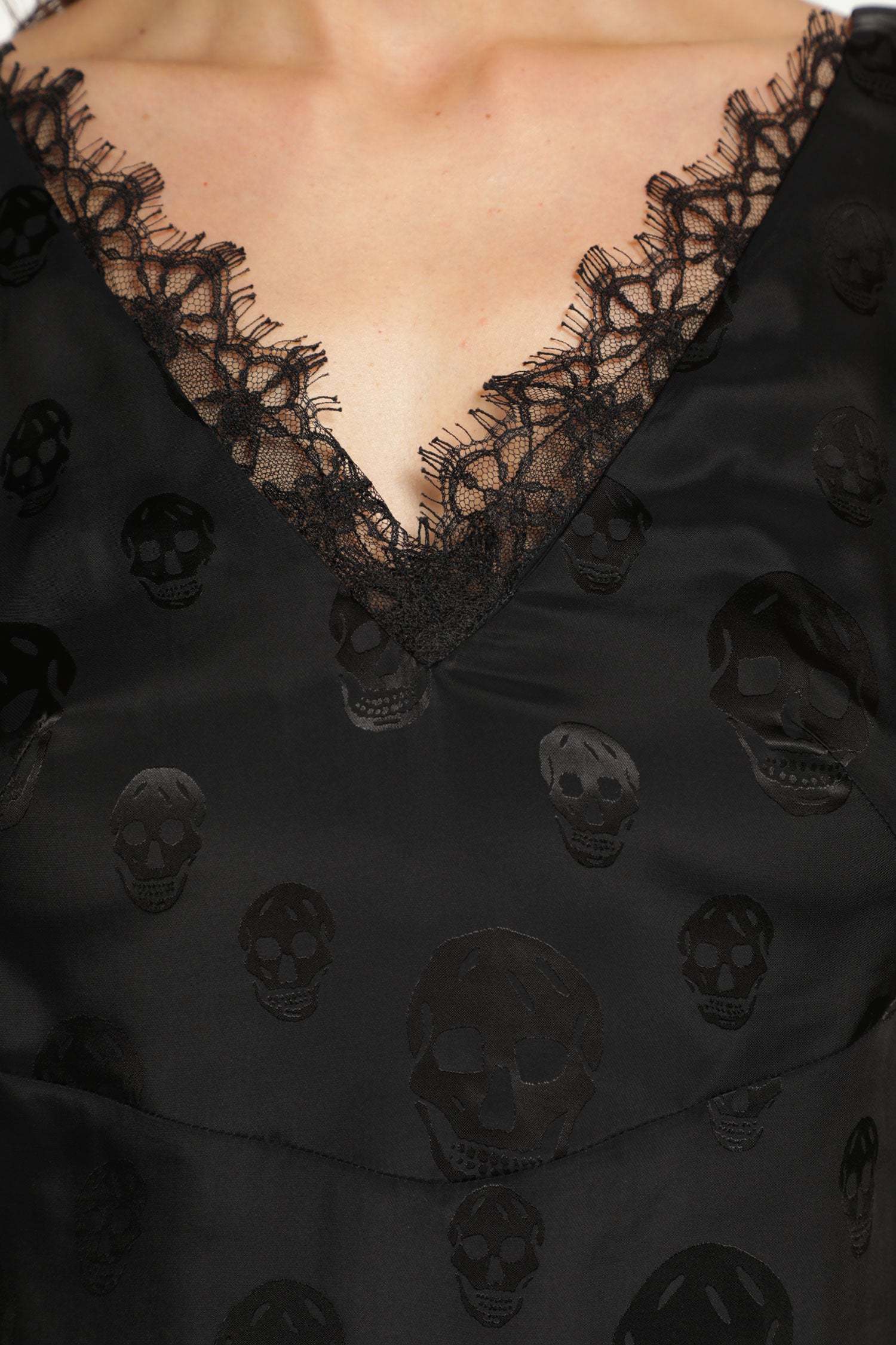 Skull Print Lace Trim Top