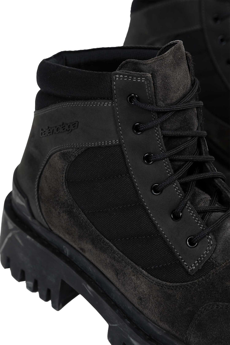 BALENCIAGA Combat Strike Low Boots man