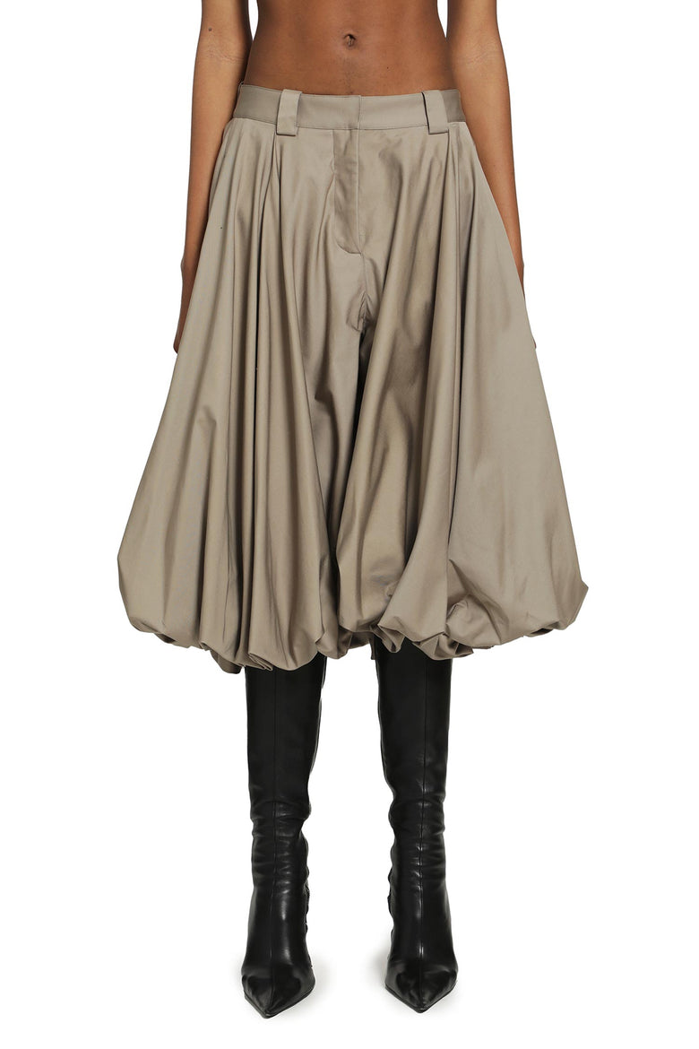 
              BALENCIAGA Balloon Shorts woman
            