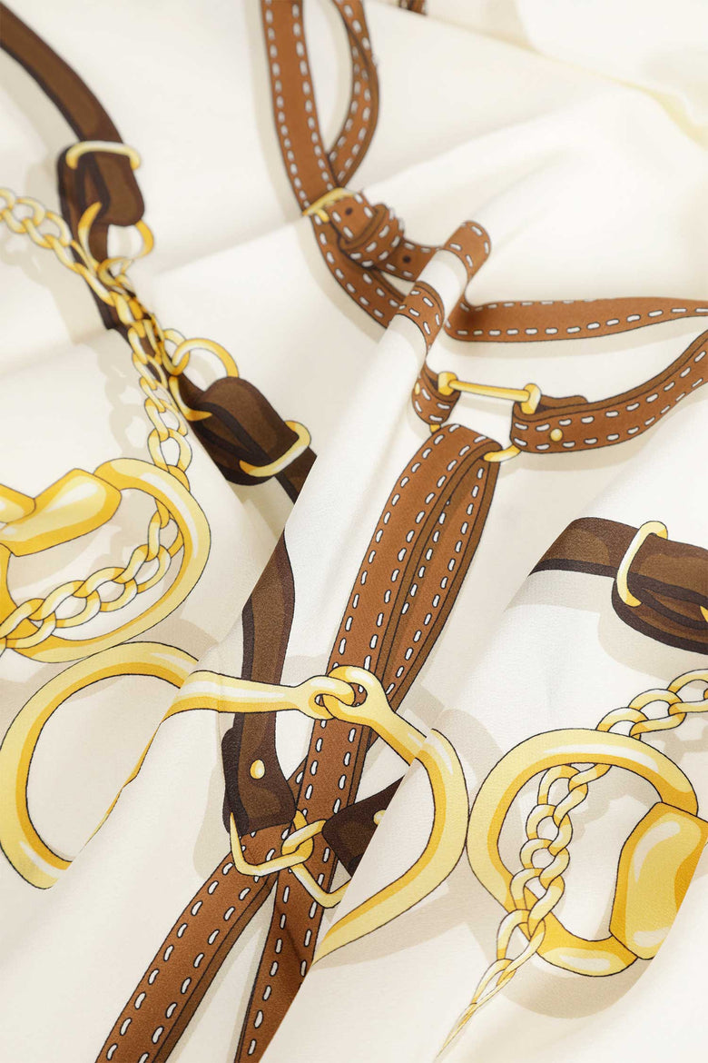 
              GUCCI Printed Silk Scarf woman
            