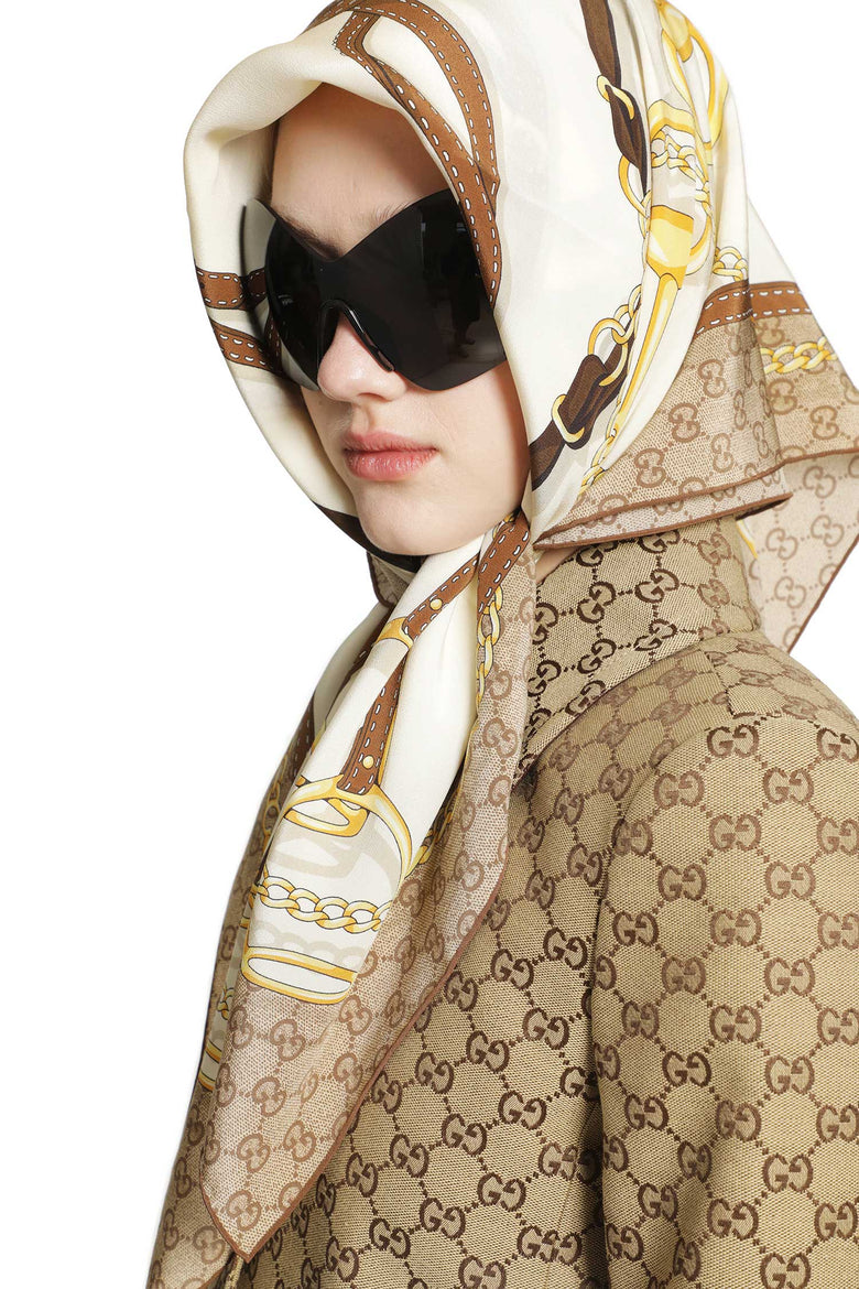 
              GUCCI Printed Silk Scarf woman
            