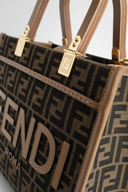 FENDI WOMAN BROWN TOTE BAGS