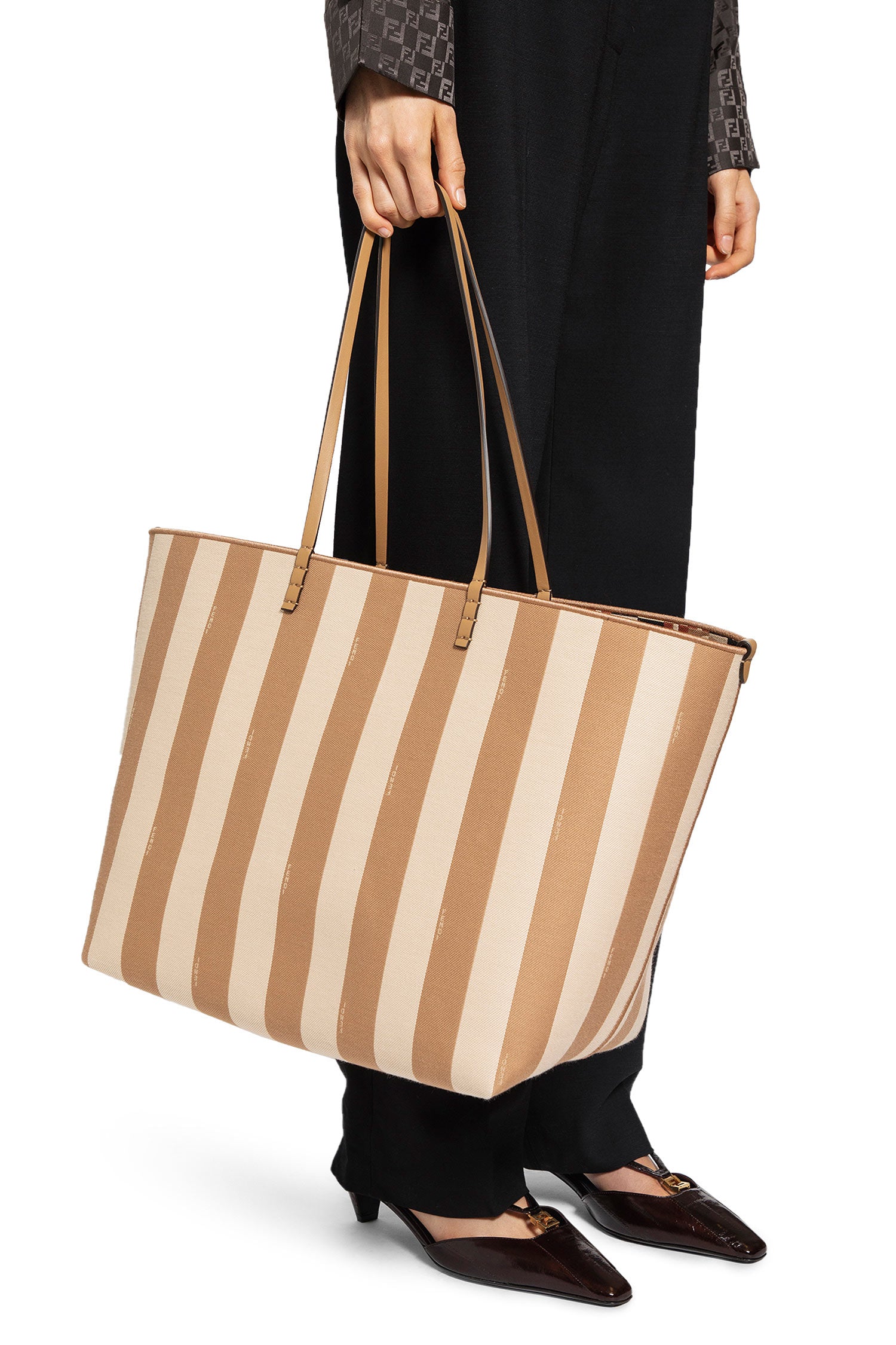 FENDI WOMAN BEIGE TOTE BAGS