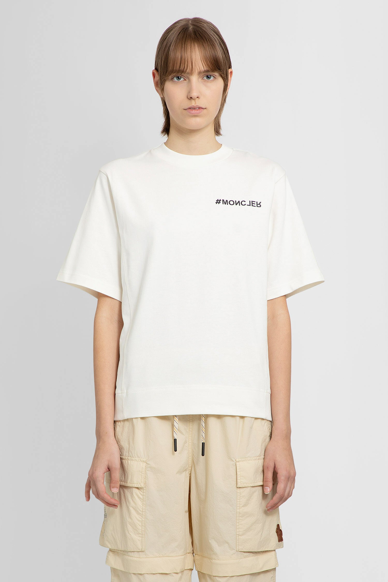 MONCLER GRENOBLE WOMAN WHITE T-SHIRTS