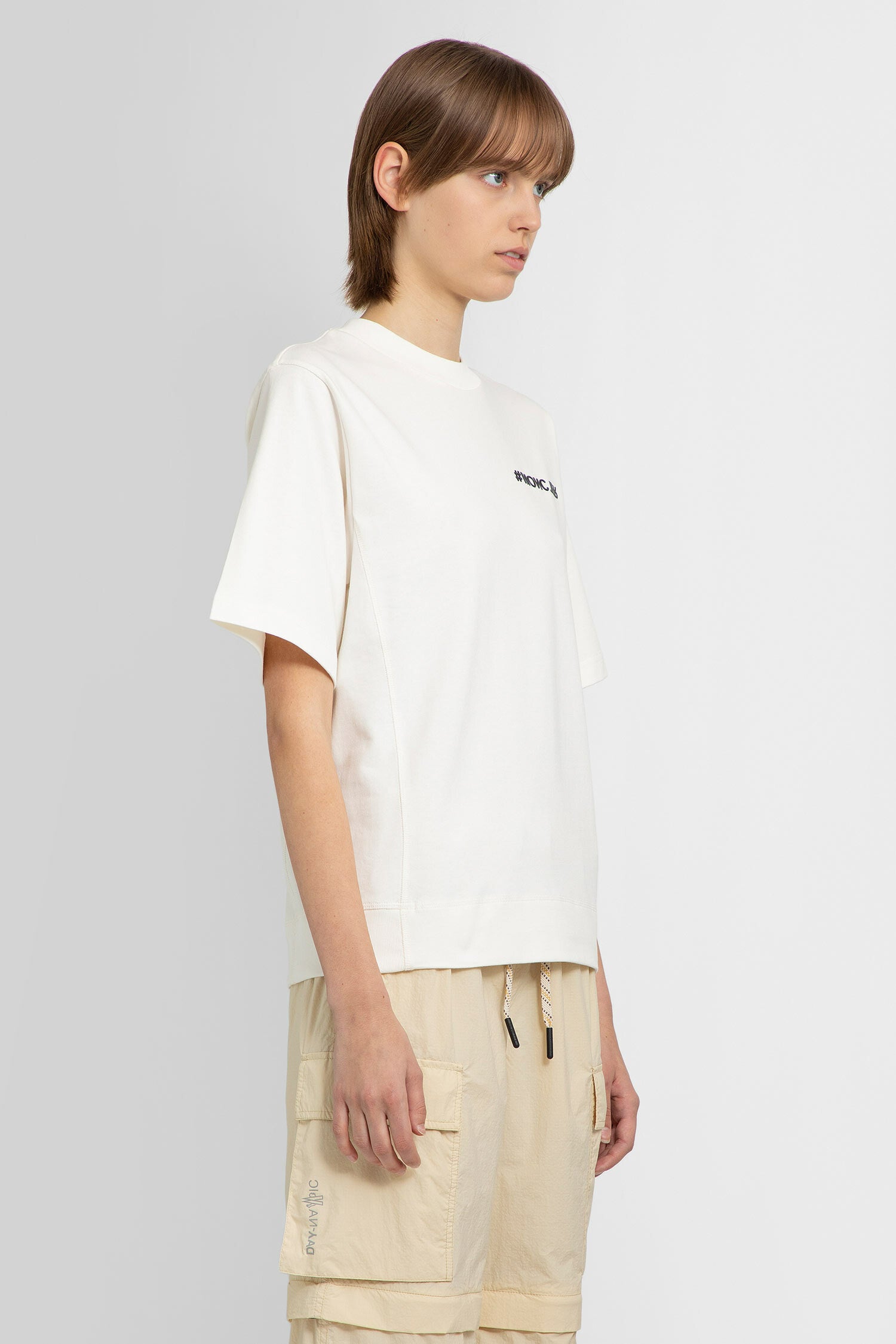 MONCLER GRENOBLE WOMAN WHITE T-SHIRTS