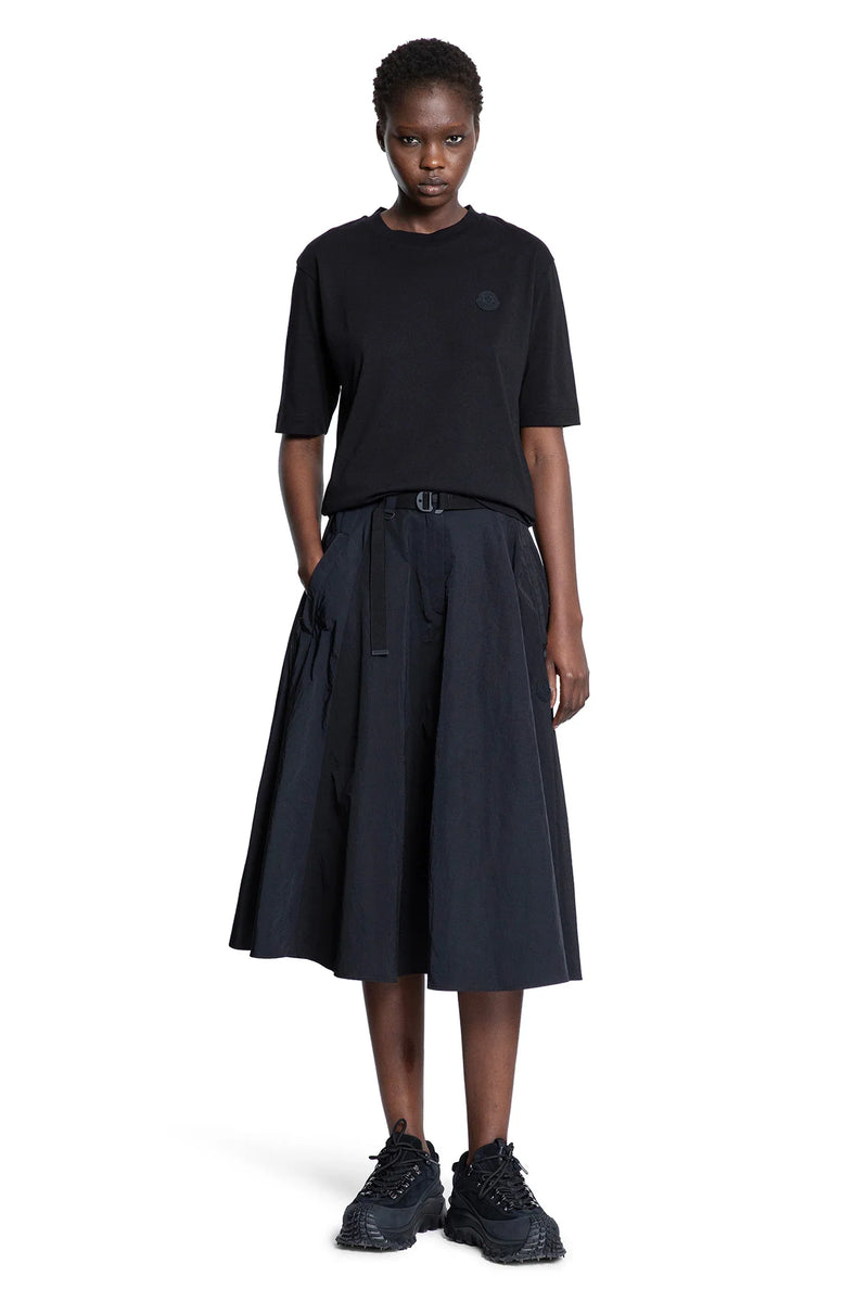 MONCLER WOMAN BLACK T-SHIRTS & TANK TOPS - Antonioli.eu