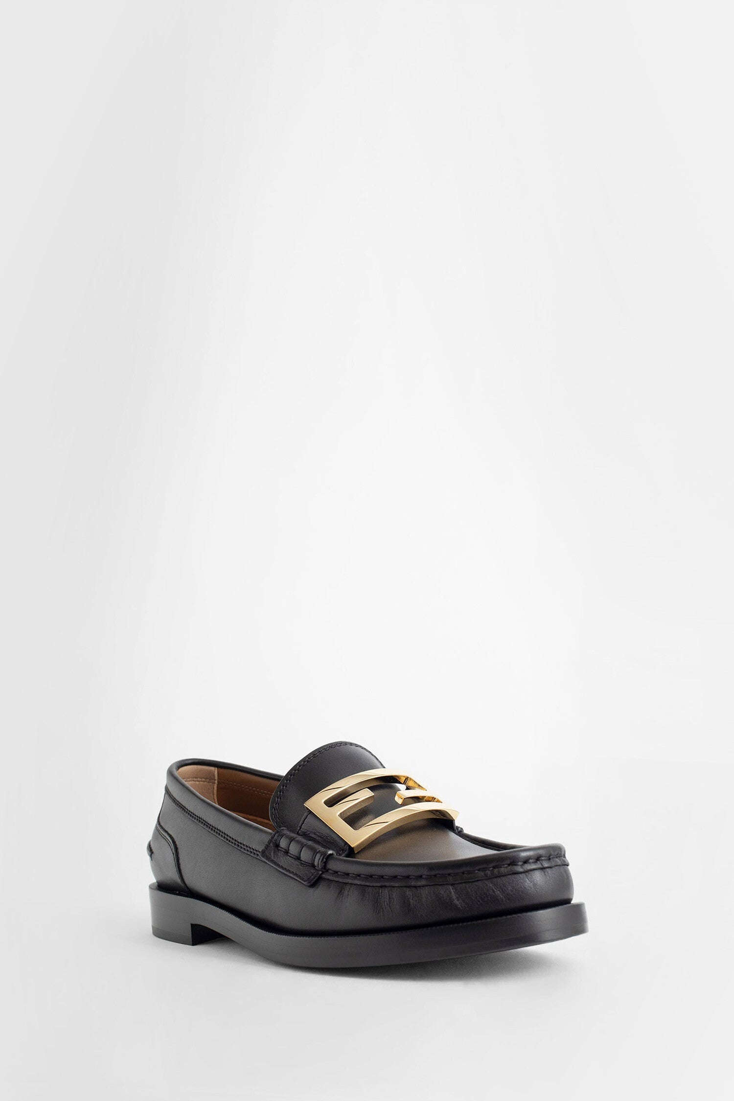 FENDI WOMAN BLACK LOAFERS