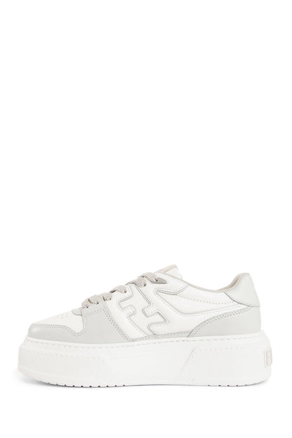 FENDI WOMAN GREY SNEAKERS