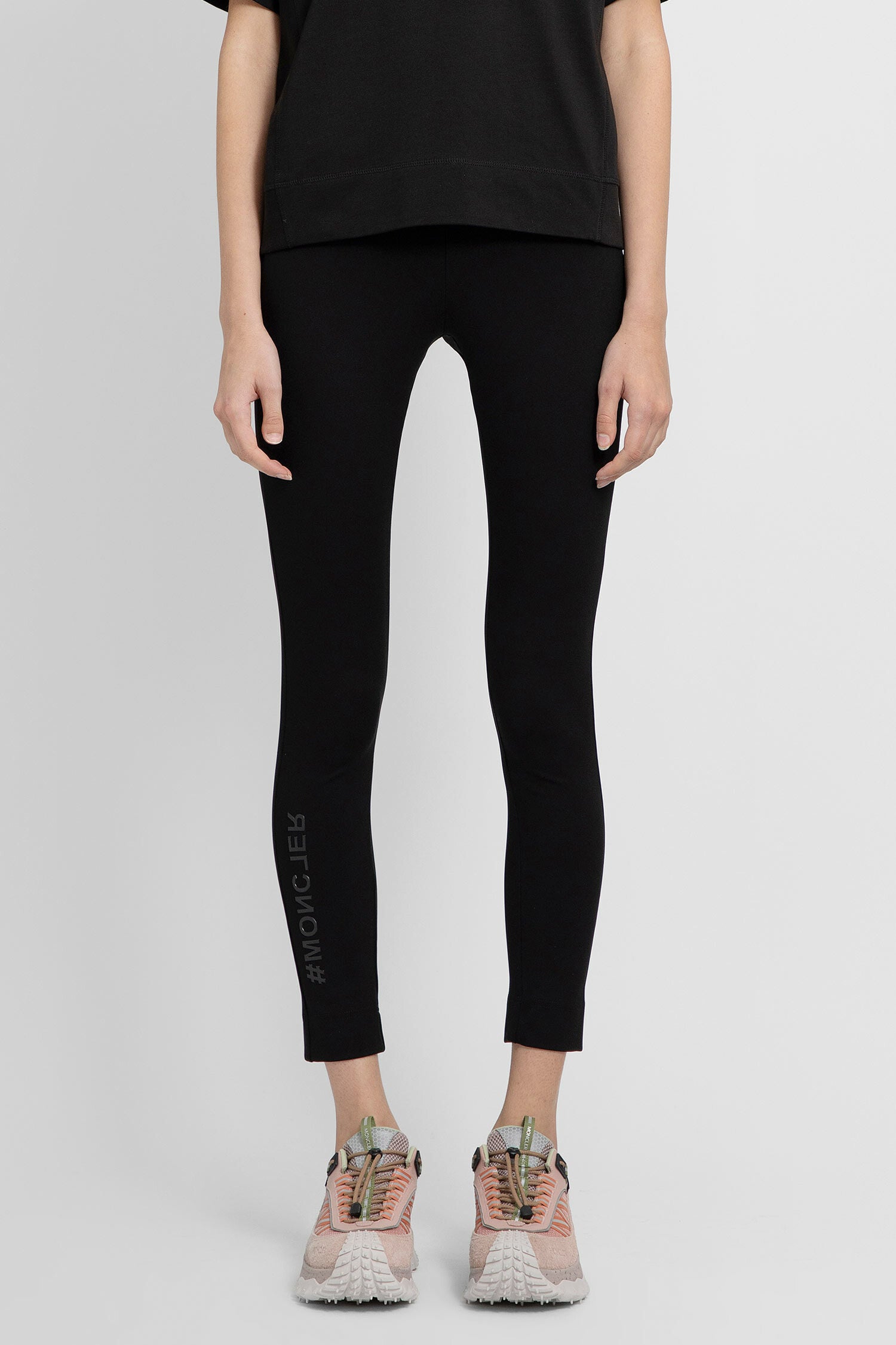 MONCLER GRENOBLE WOMAN BLACK TROUSERS