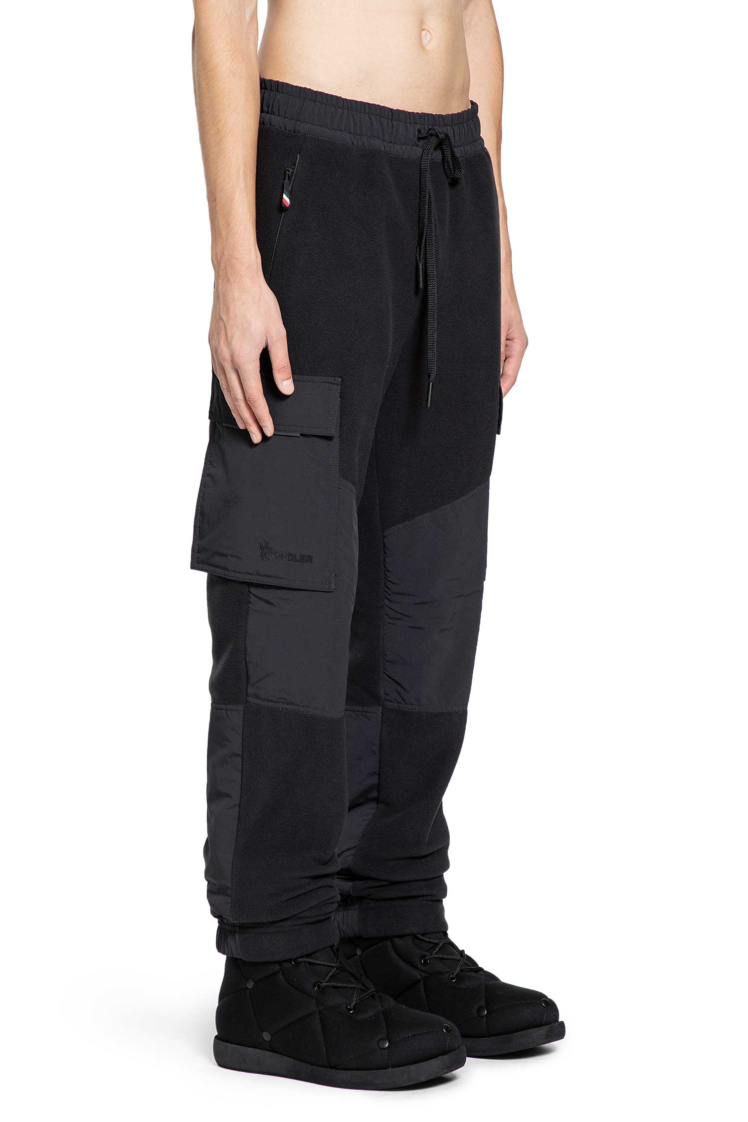 MONCLER GRENOBLE MAN BLACK TROUSERS