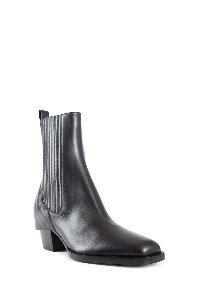 FENDI WOMAN BLACK BOOTS