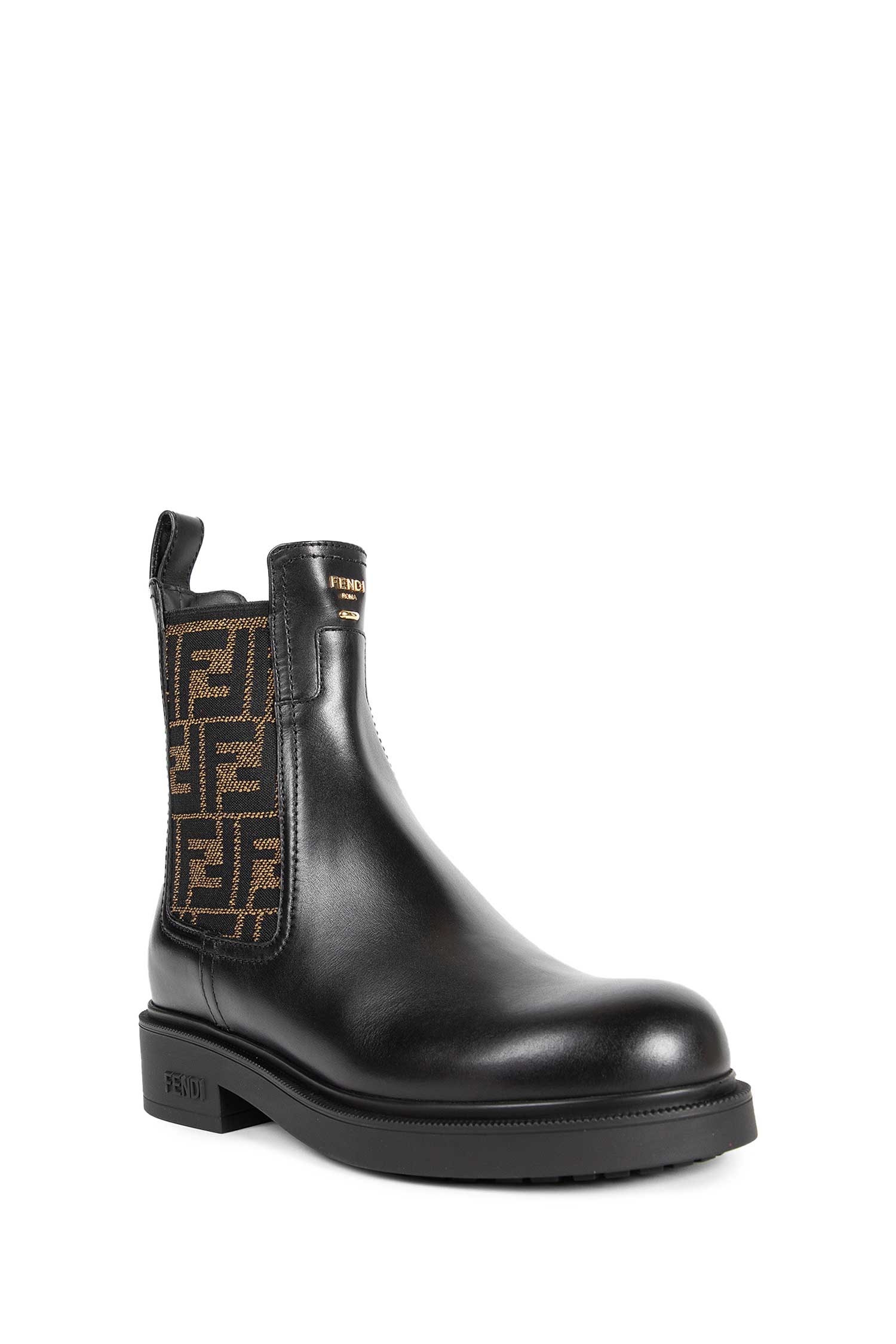 FENDI WOMAN BLACK BOOTS