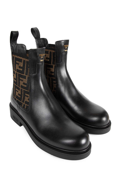 FENDI WOMAN BLACK BOOTS