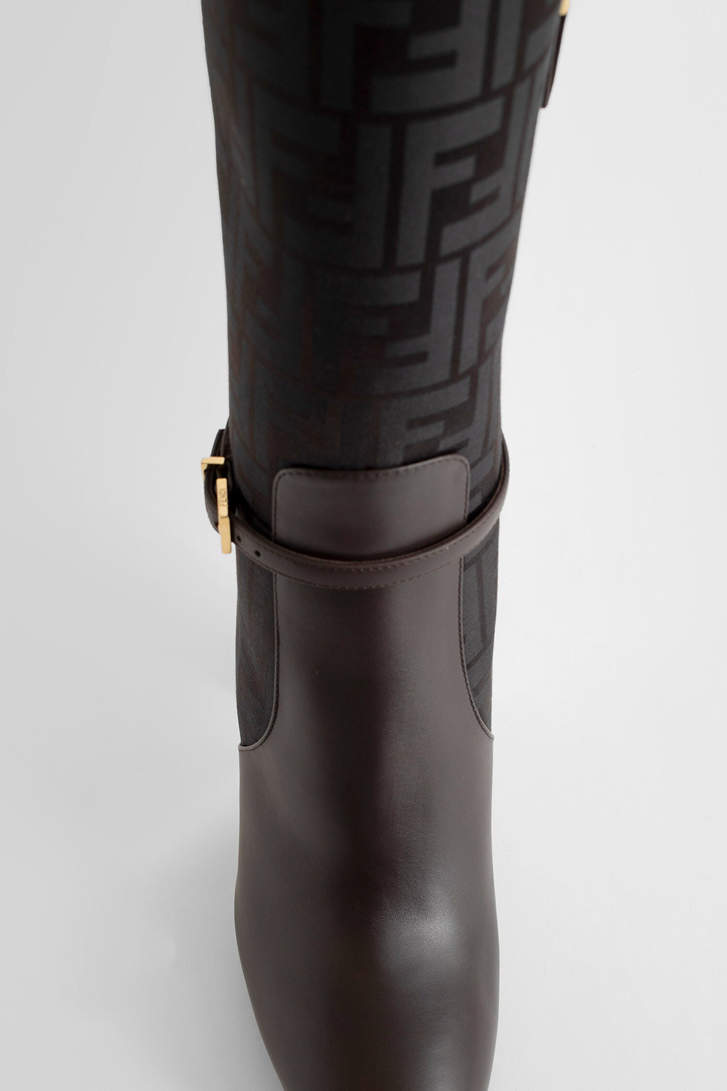 FENDI WOMAN BLACK BOOTS