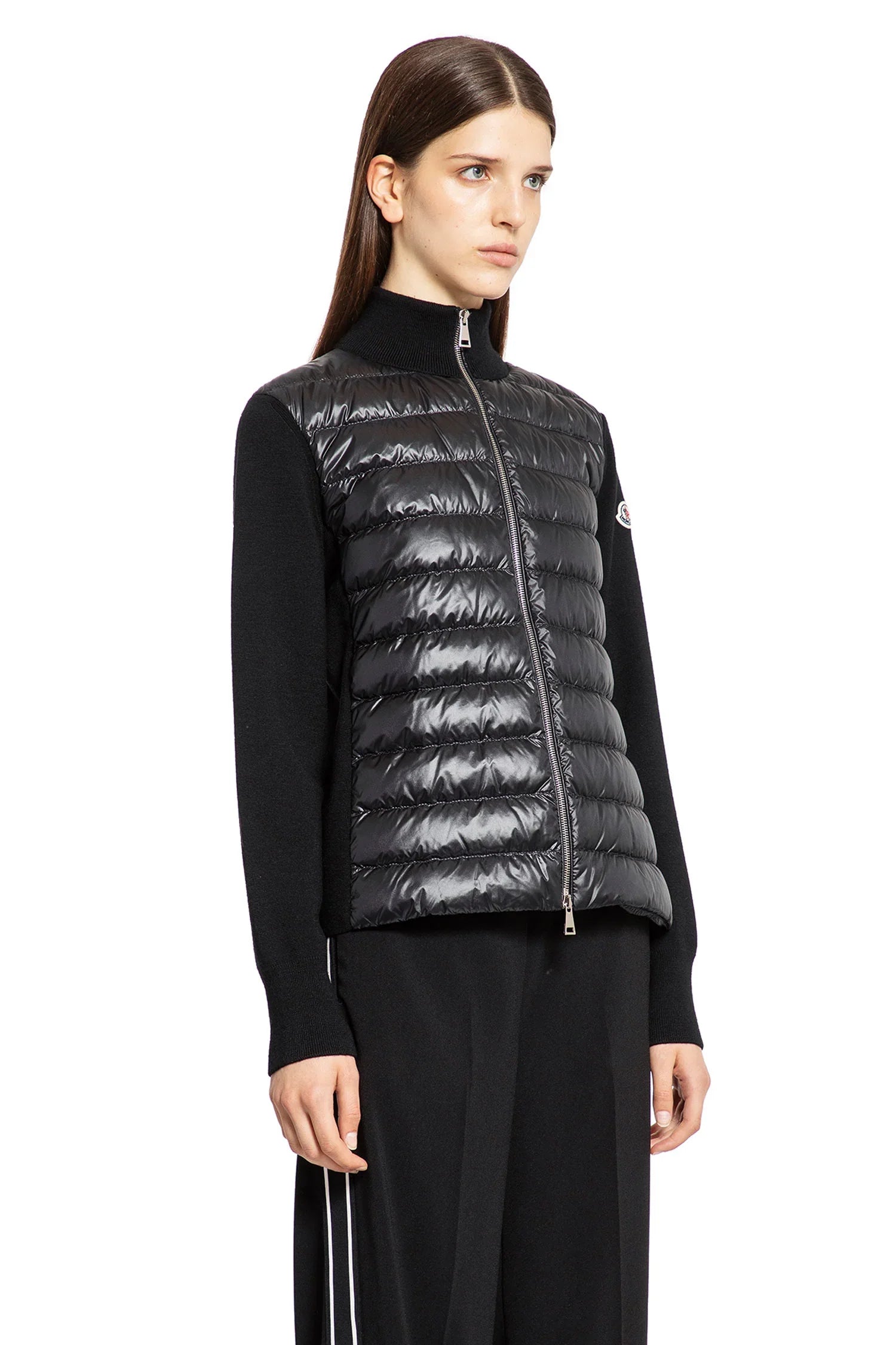 MONCLER｜JACKETS (9B00013 M1131 999) Moncler Logo Patch Padded Zip-Up Jacket 9B00013 M1131 999