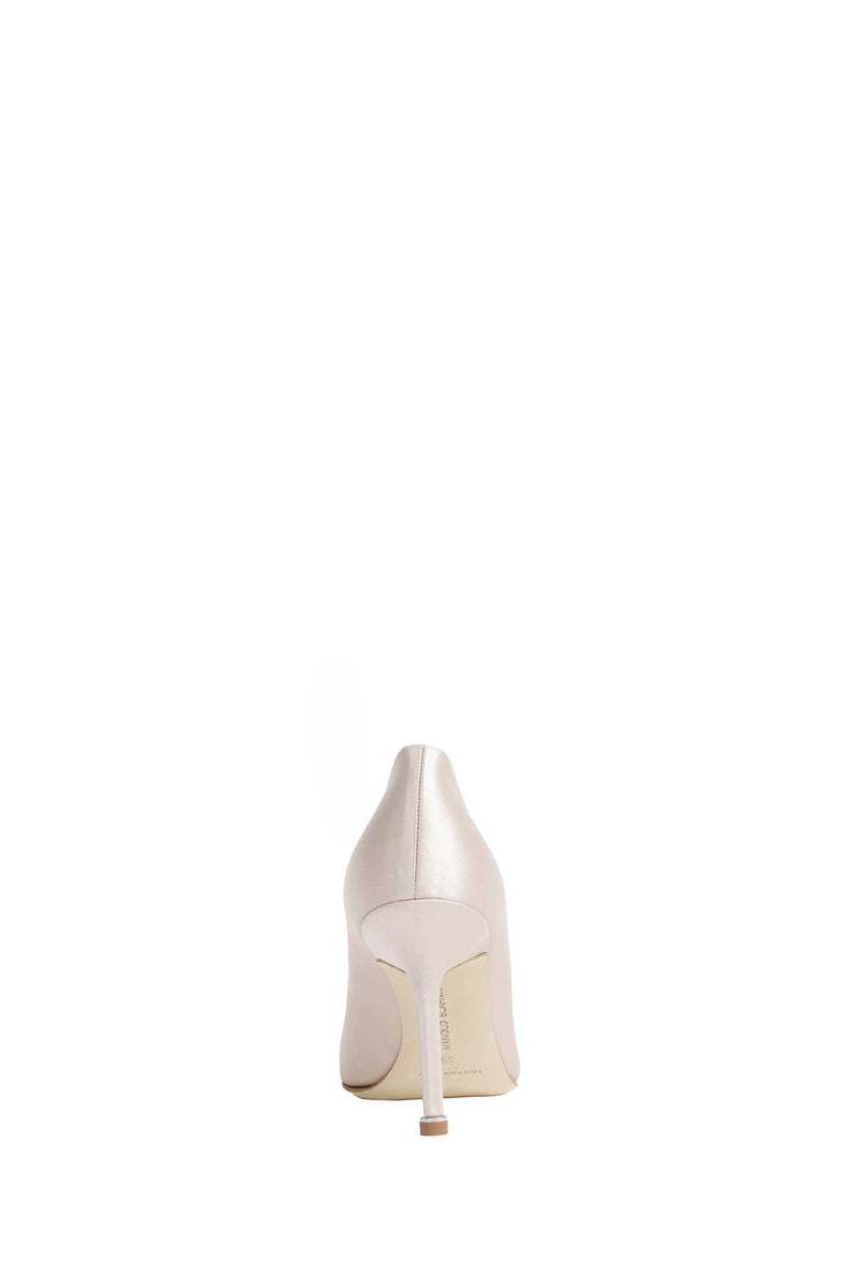 
              MANOLO BLAHNIK Hangisi 90 Satin Jewel Buckle Pumps woman
            