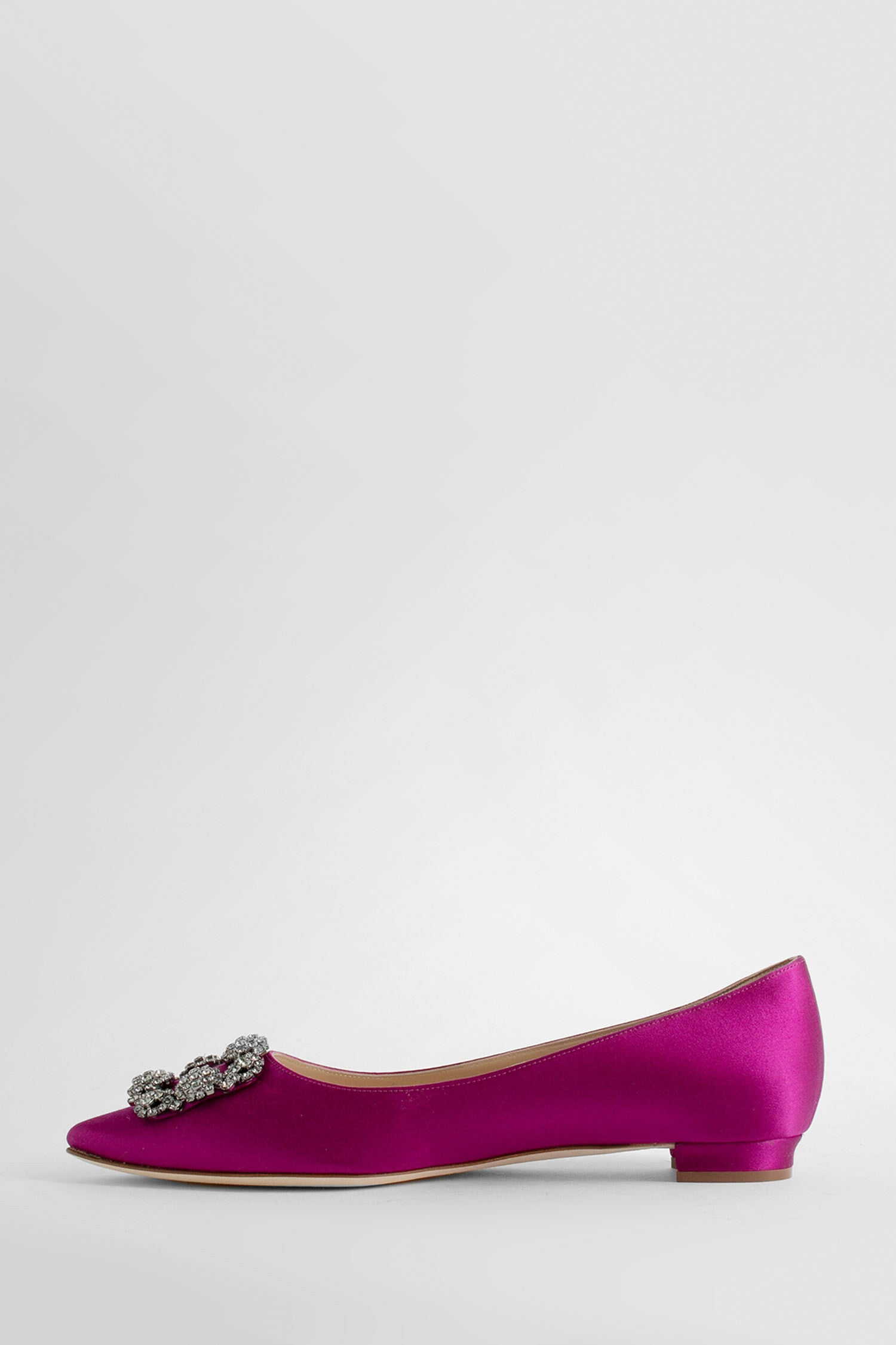 MANOLO BLAHNIK WOMAN PINK FLATS