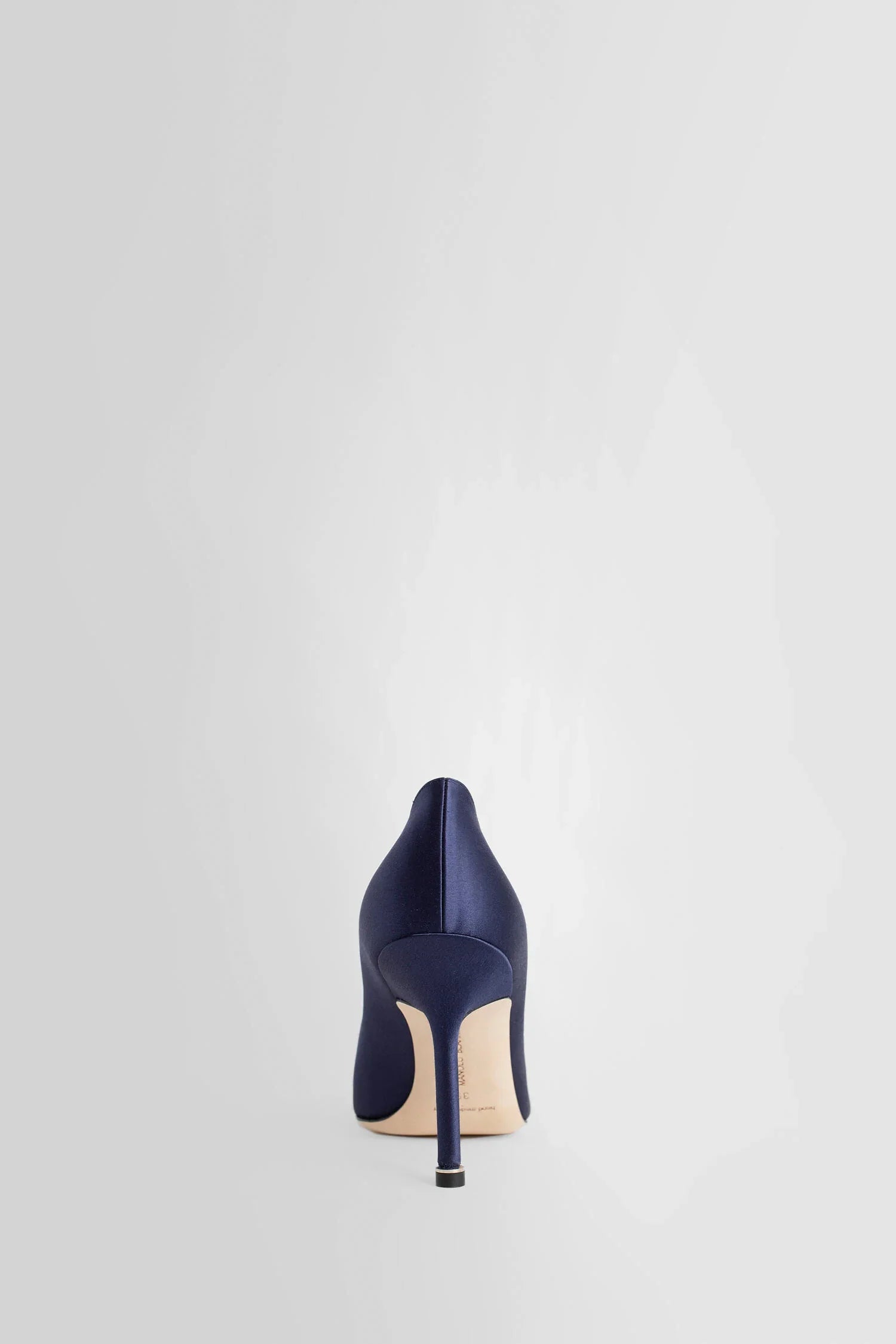 MANOLO BLAHNIK WOMAN BLUE PUMPS - Antonioli.eu