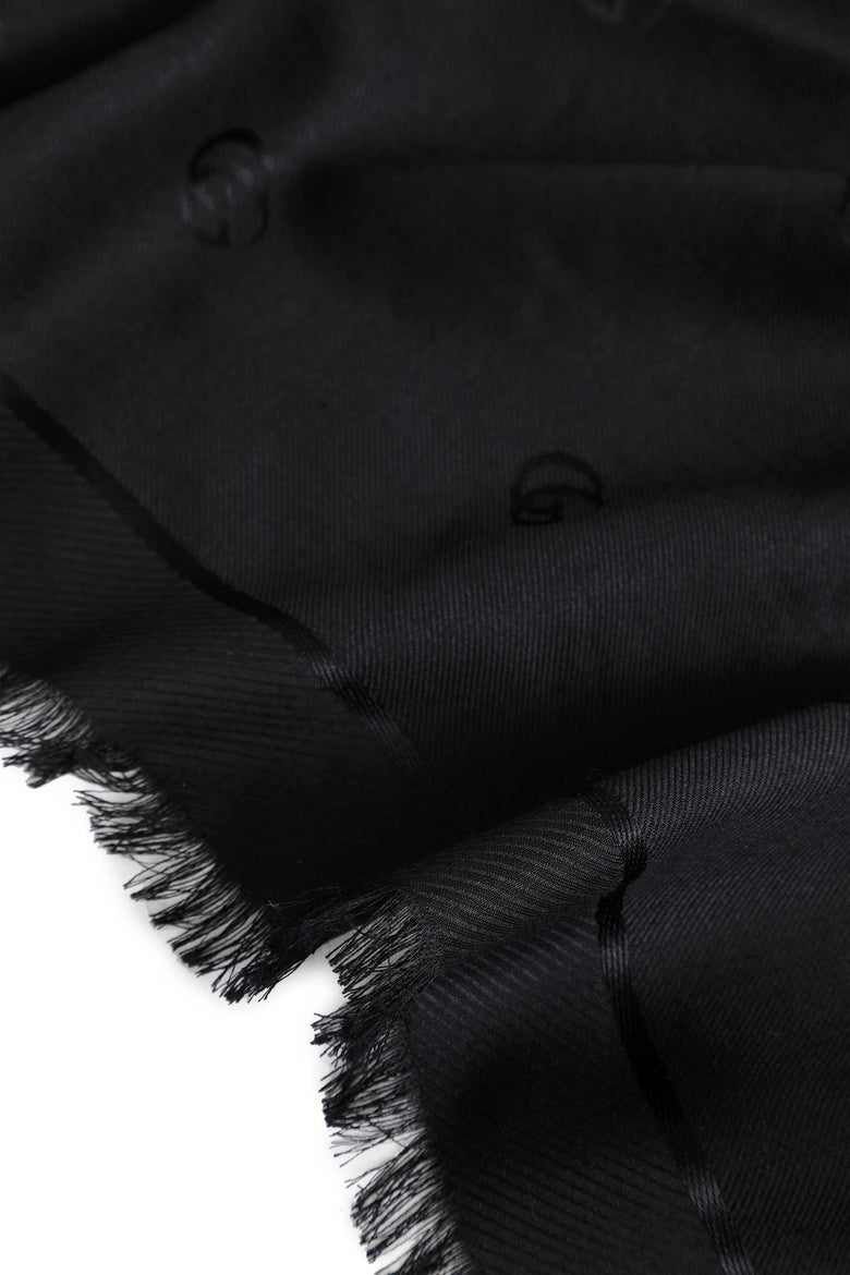 
              GUCCI Double G Shawl woman
            