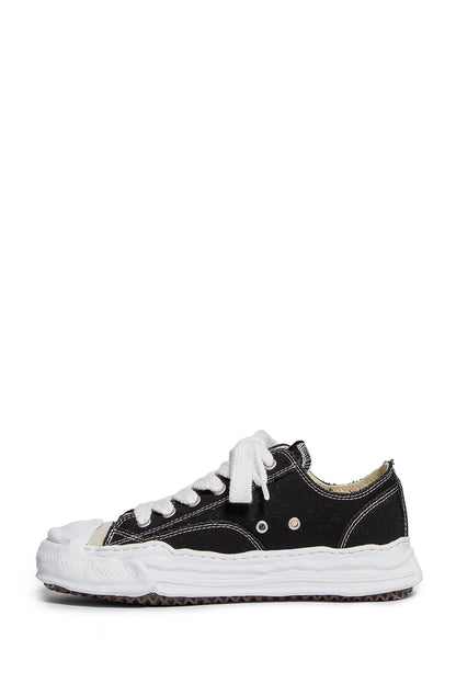 MAISON MIHARA YASUHIRO UNISEX BLACK&WHITE SNEAKERS