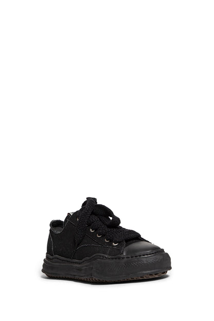 MAISON MIHARA YASUHIRO MAN BLACK SNEAKERS