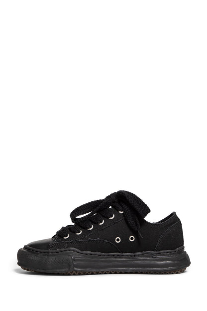 MAISON MIHARA YASUHIRO MAN BLACK SNEAKERS