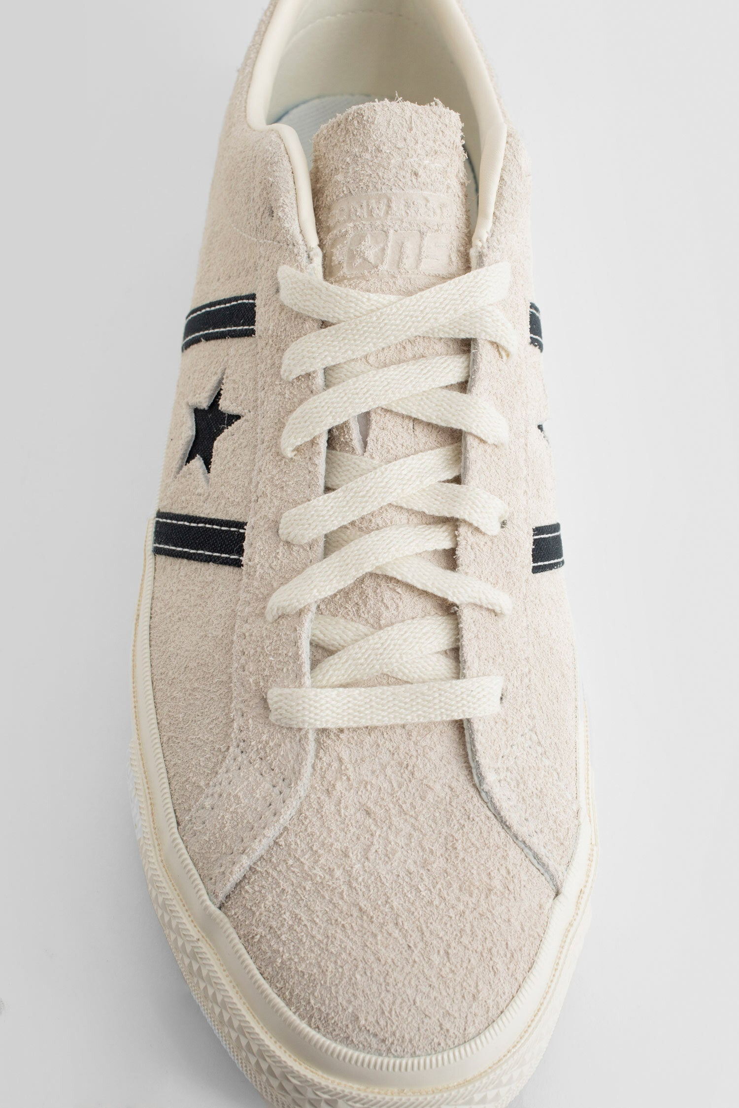 CONVERSE UNISEX OFF-WHITE SNEAKERS - CONVERSE - SNEAKERS | Antonioli