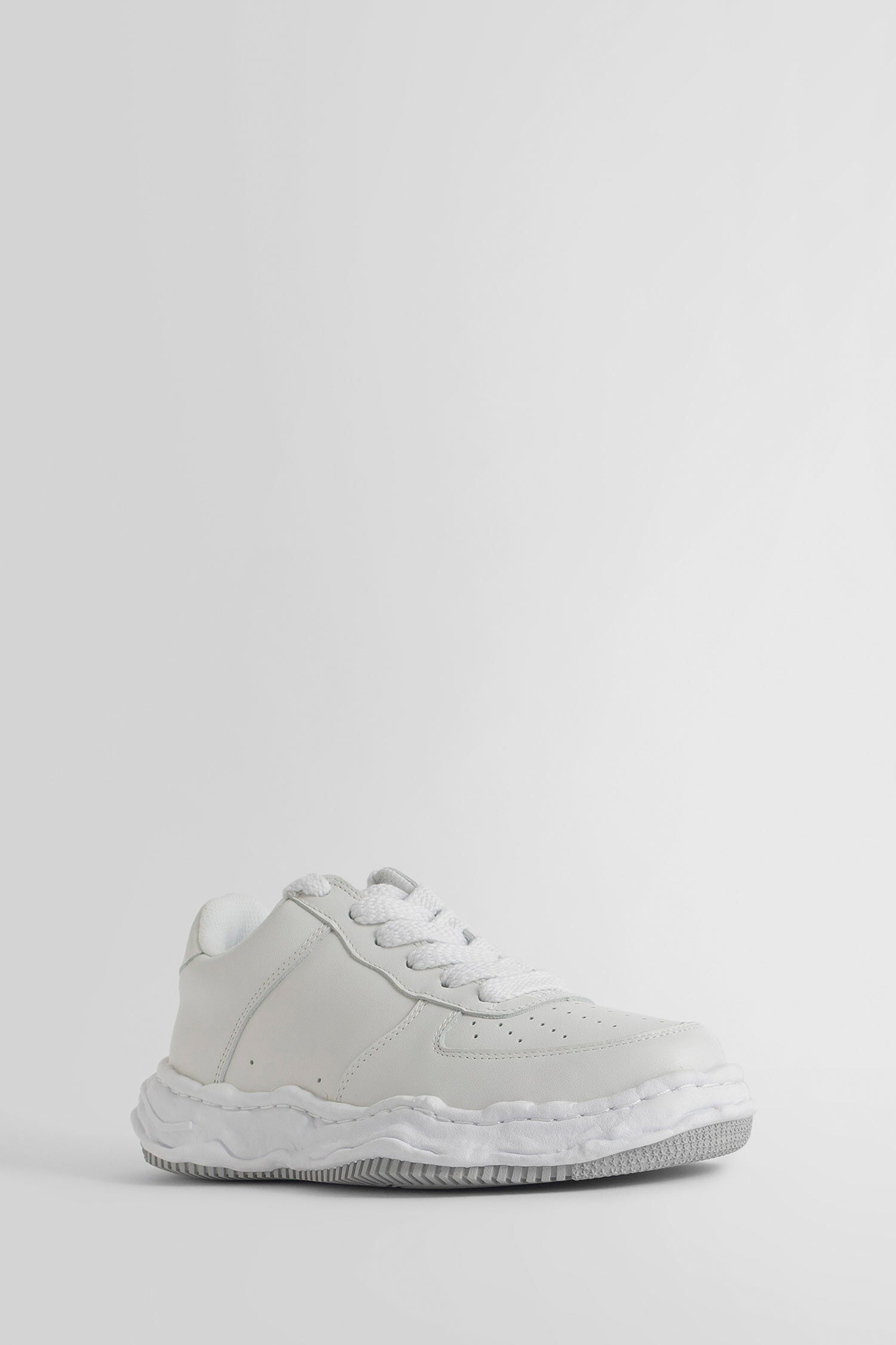 MAISON MIHARA YASUHIRO UNISEX WHITE SNEAKERS