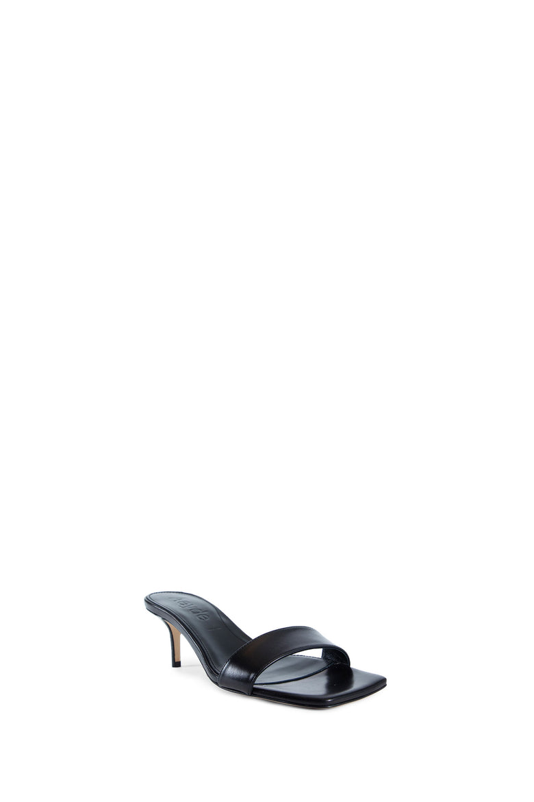 AEYDE WOMAN BLACK SANDALS & SLIDES