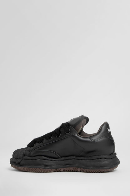 MAISON MIHARA YASUHIRO MAN BLACK SNEAKERS