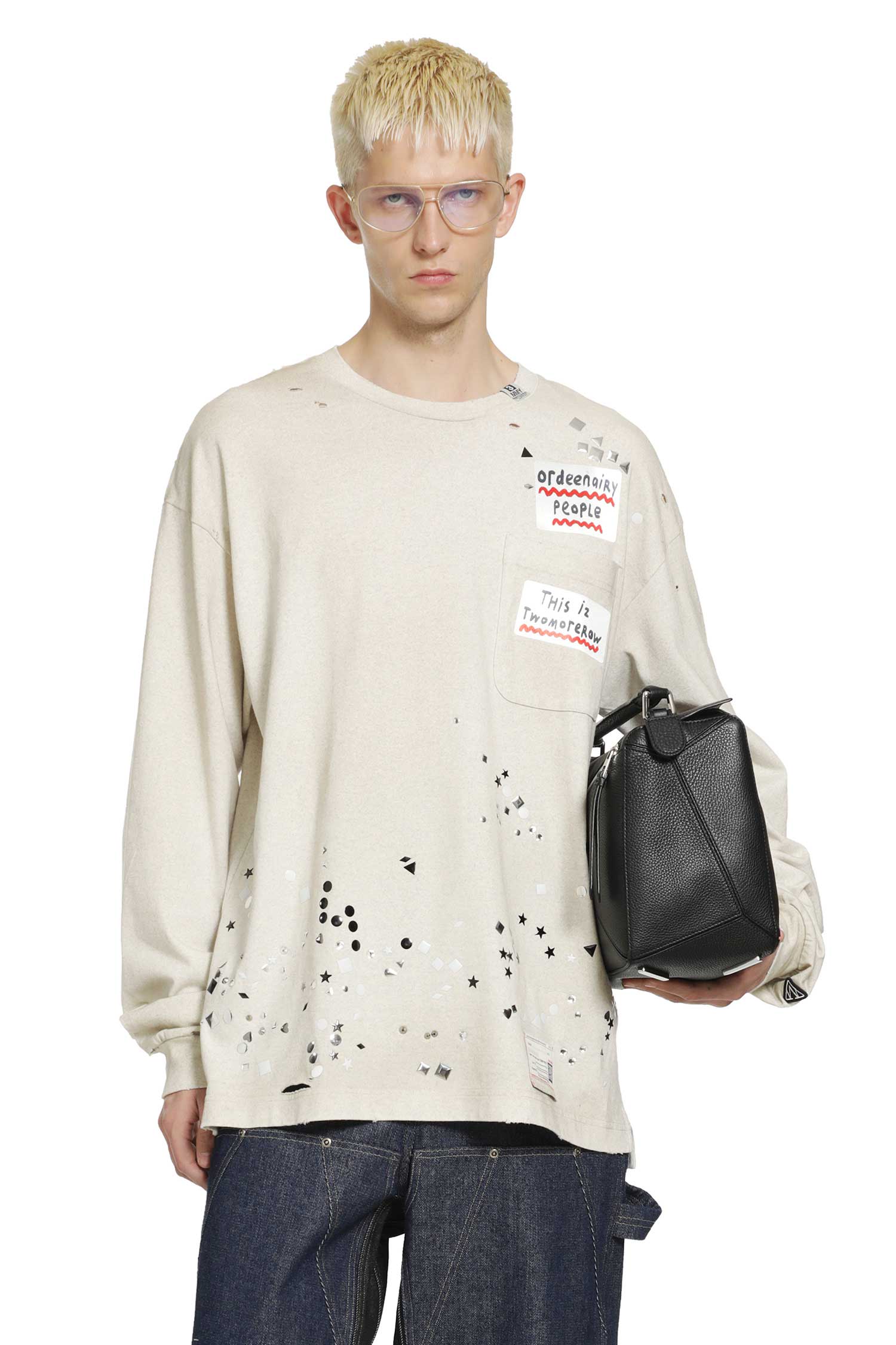 Embellished Sticker Long Sleeve T-Shirt