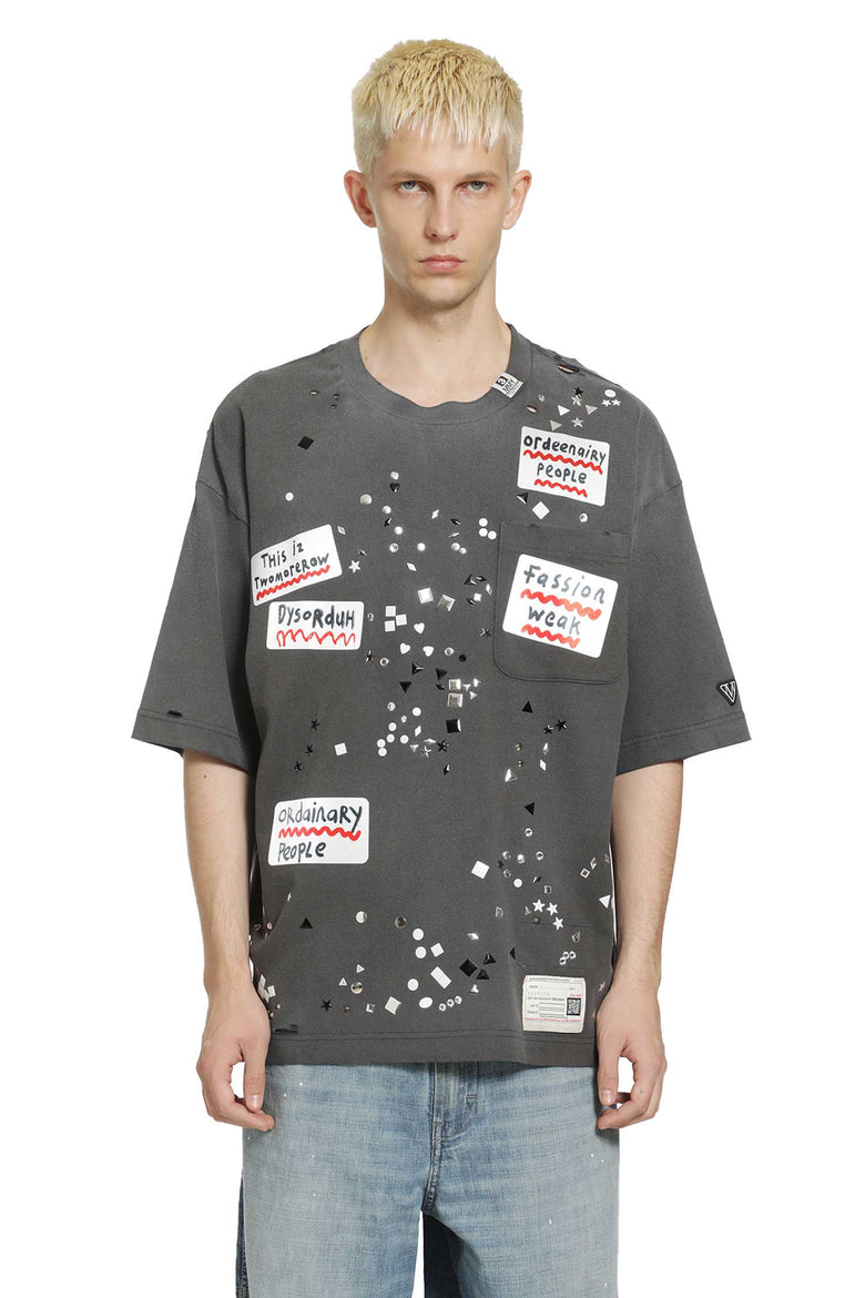 
              MAISON MIHARA YASUHIRO Embellished Sticker T-Shirt man
            