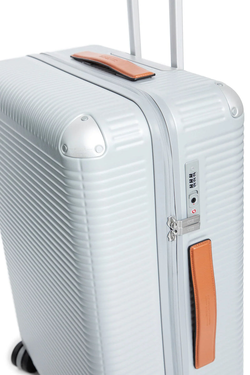 Bank Light Spinner 68 Suitcase - Antonioli.eu