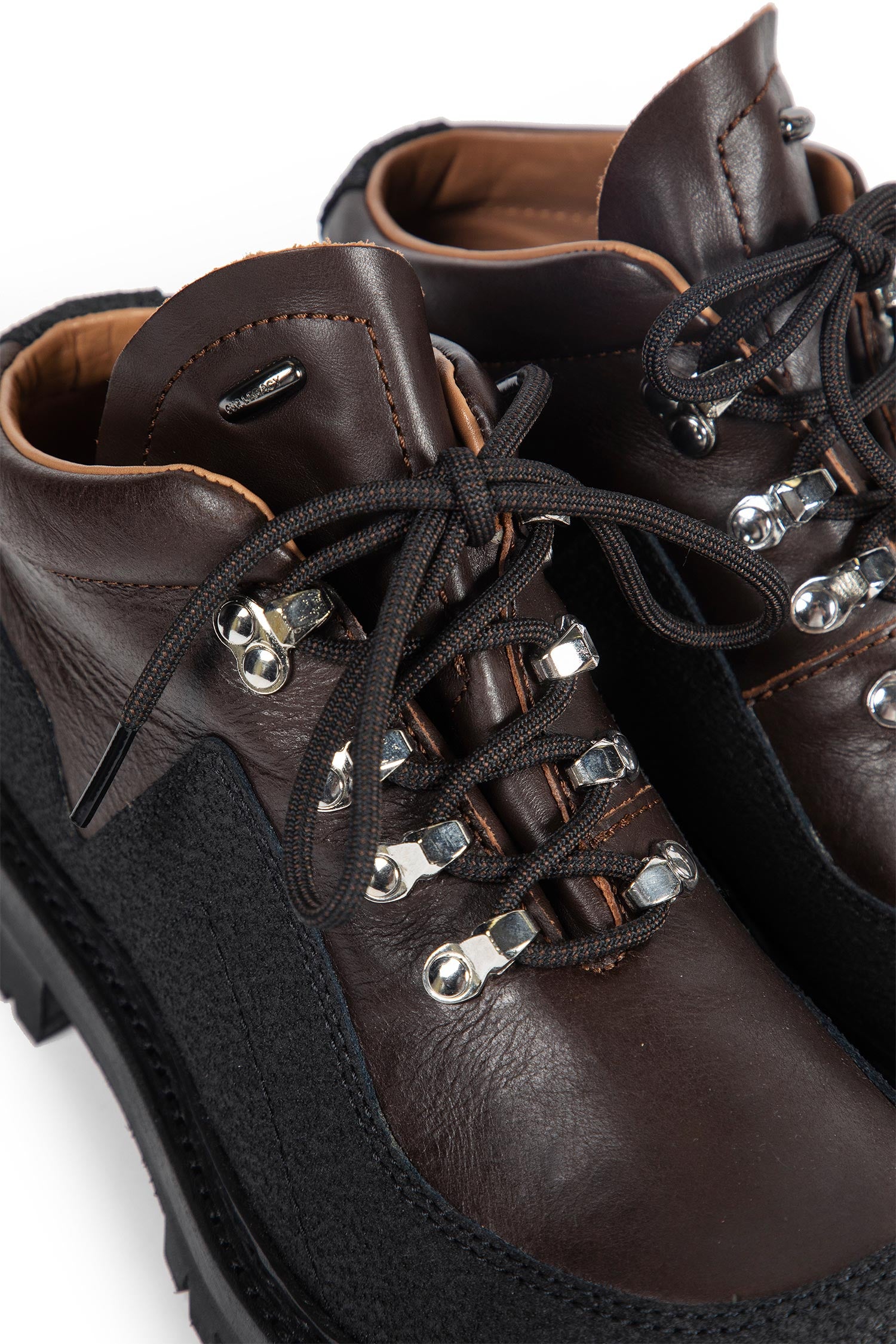 Quest Boots