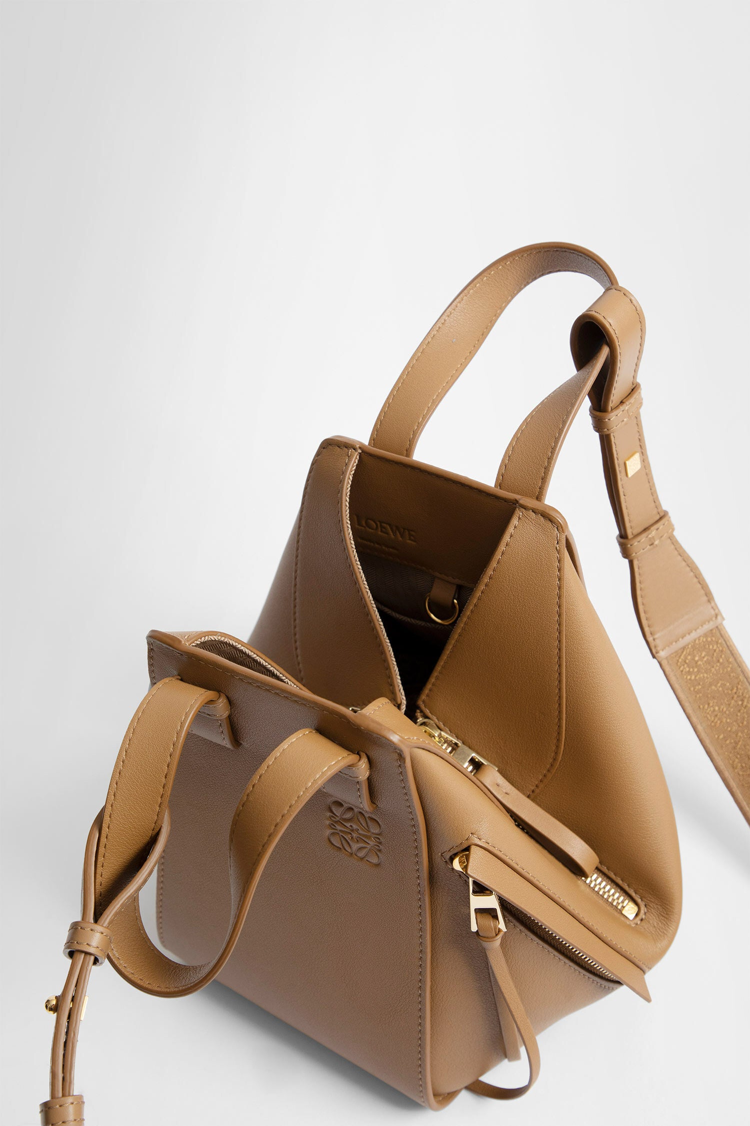 LOEWE WOMAN BEIGE TOP HANDLE BAGS