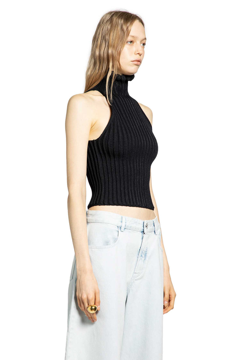Ribbed-Knit Halter Top with Wavy Finish