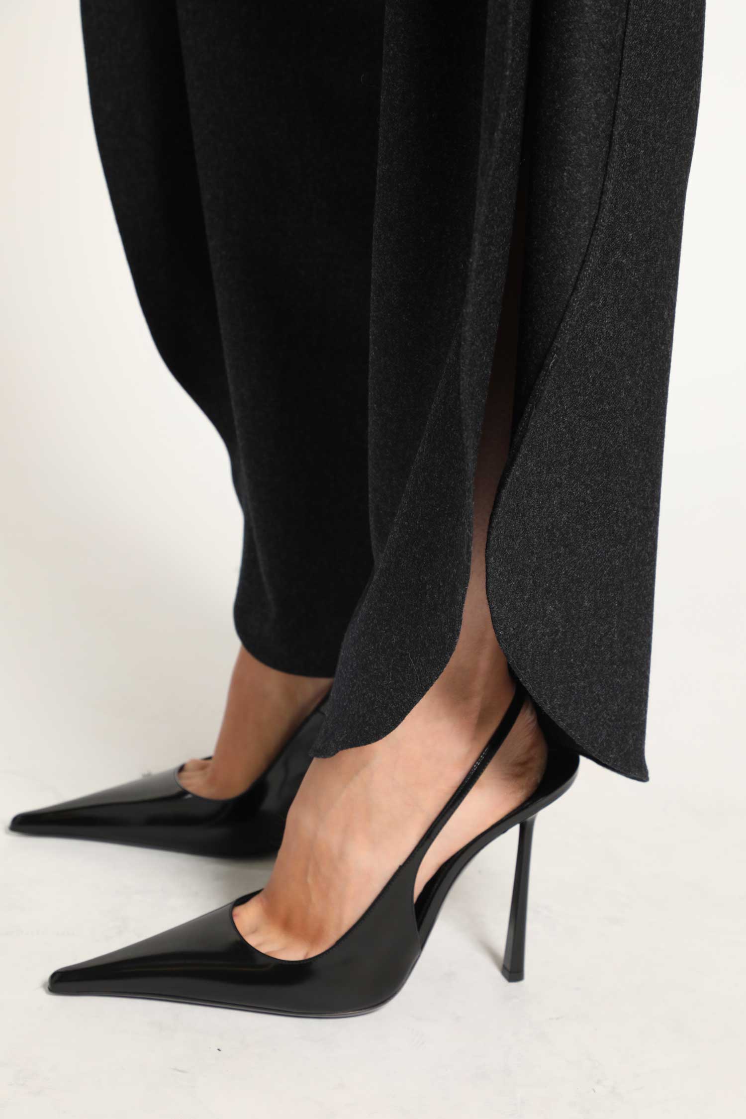 ALAIA WOMAN GREY TROUSERS