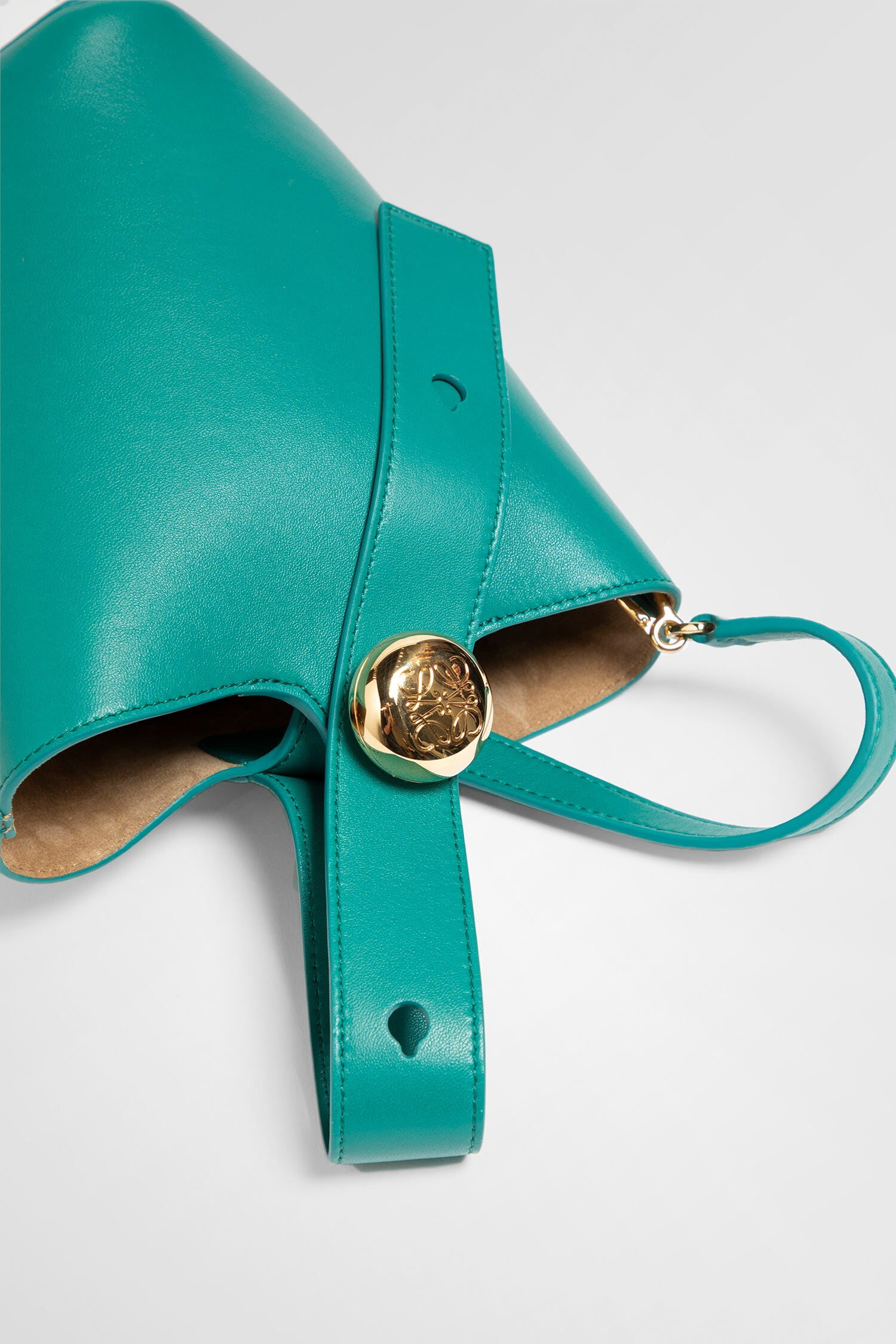 LOEWE WOMAN GREEN TOP HANDLE BAGS