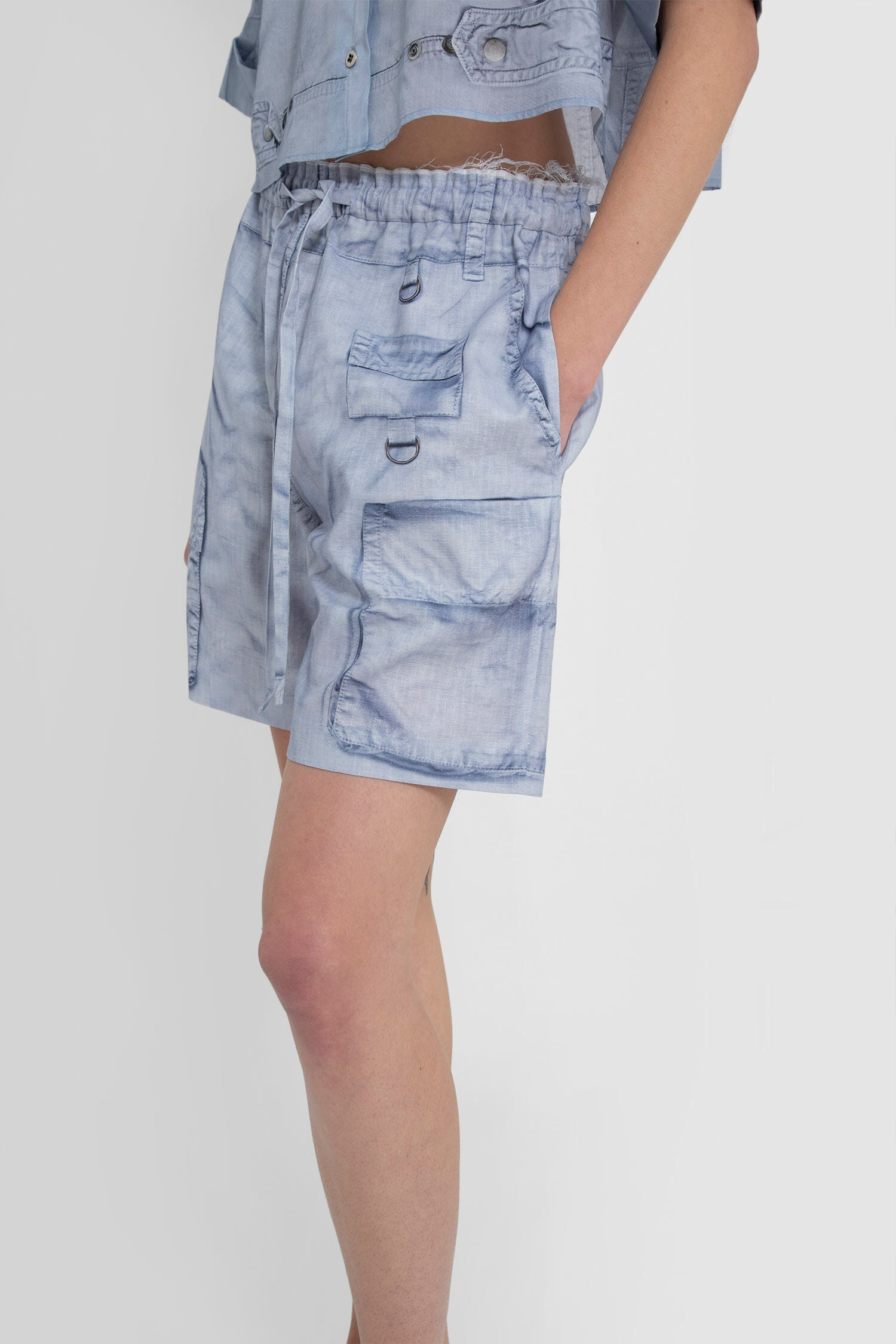 ACNE STUDIOS WOMAN BLUE SHORTS