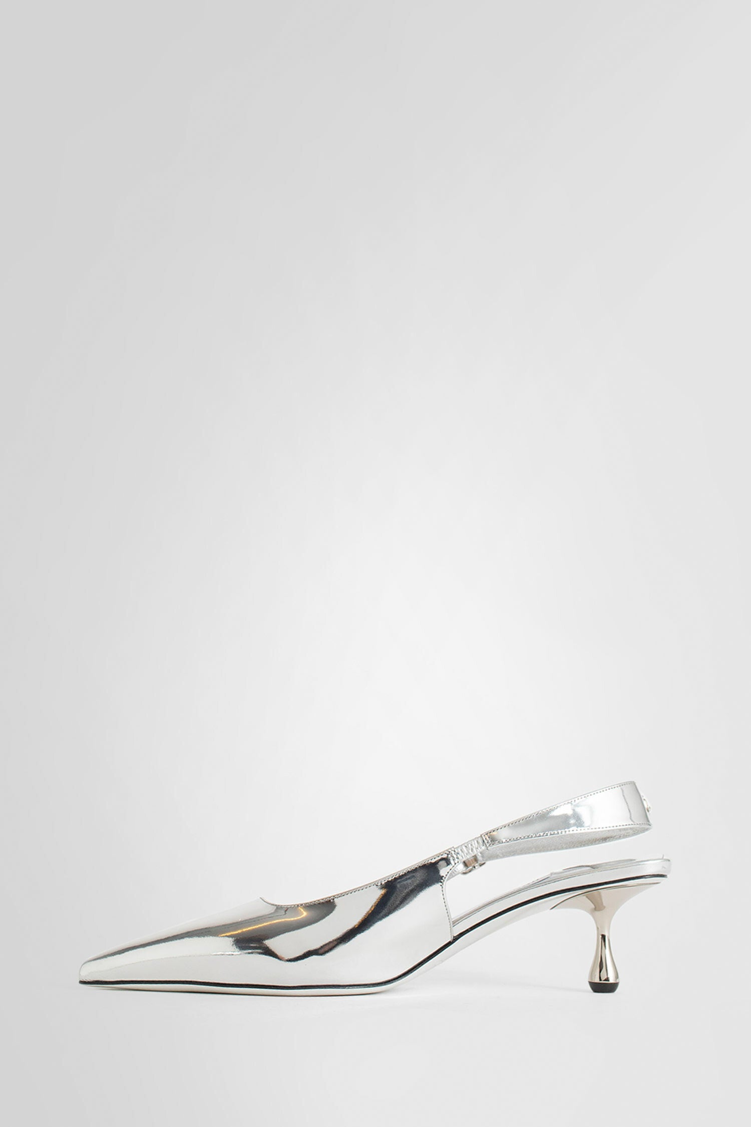 JIMMY CHOO WOMAN SILVER PUMPS