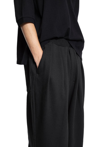 Tuck Sweatpants