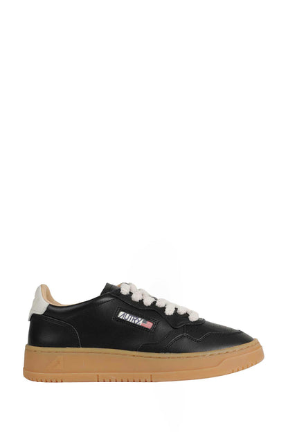 Medalist Low Sneakers