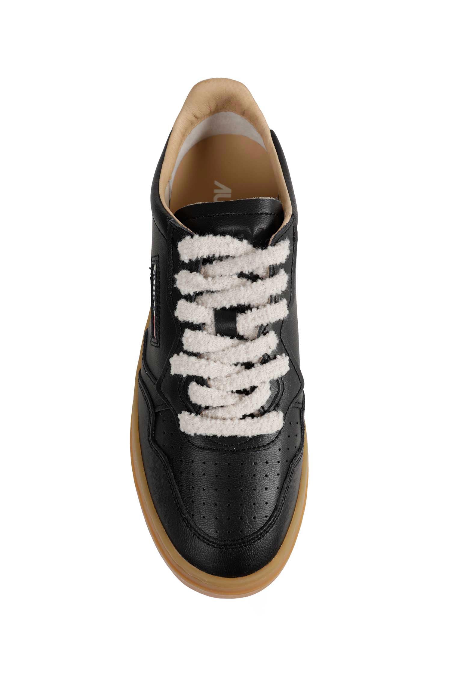 Medalist Low Sneakers