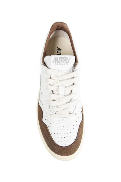 Medalist Low Sneakers