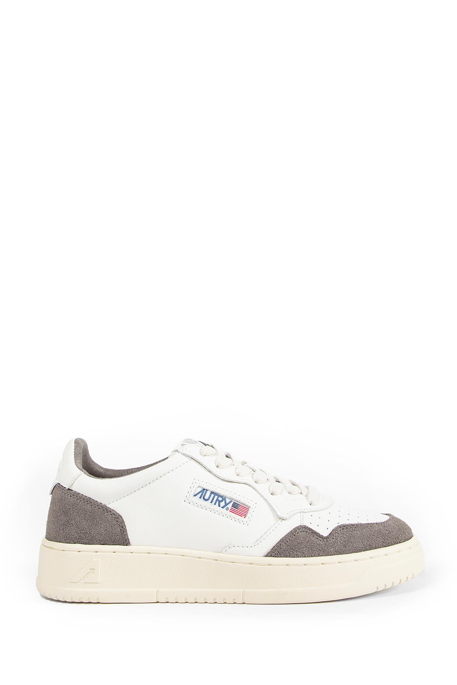 Medalist Low Sneakers