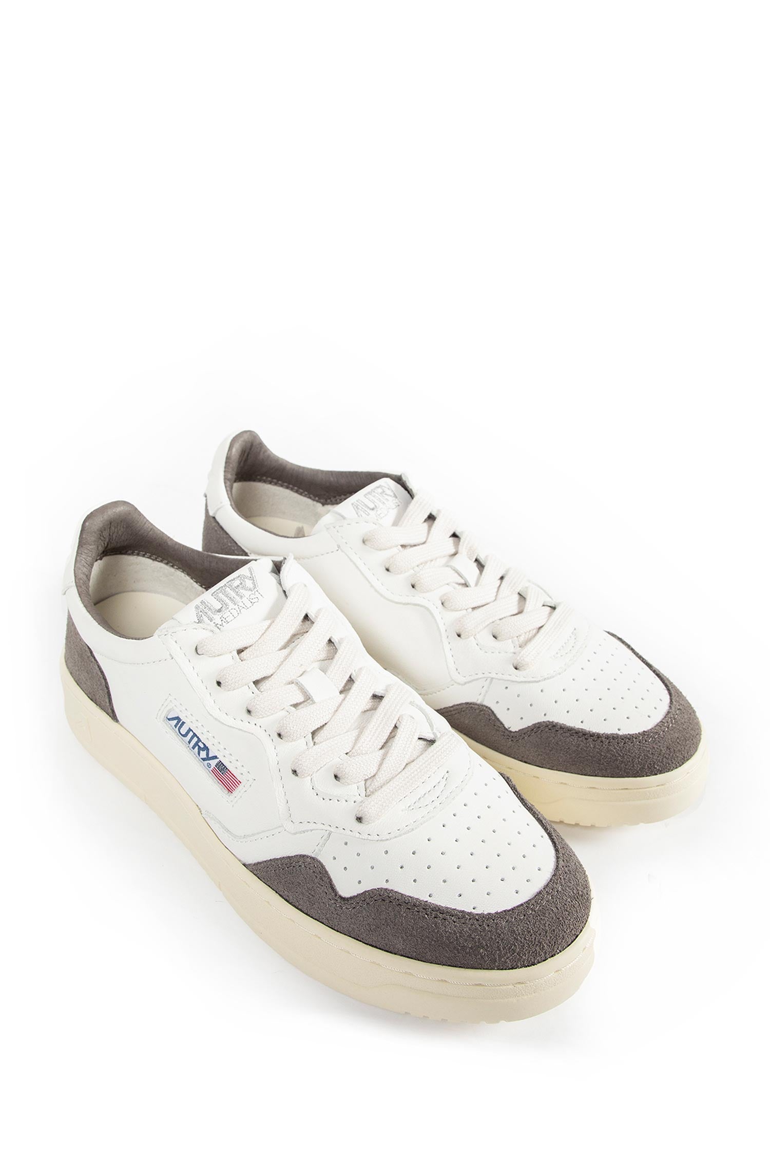 Medalist Low Sneakers