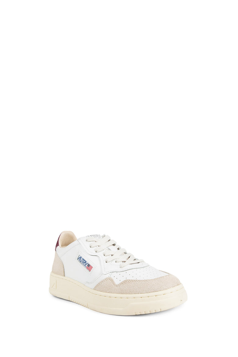 Medalist Low Sneakers
